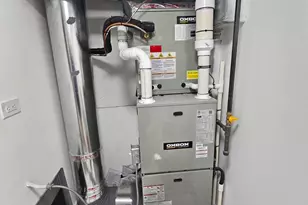 7832 S Evans Ave, Chicago, IL 60619 - Photo 18