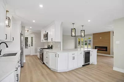 528 E 191st Place, Glenwood, IL 60425 - Photo 6