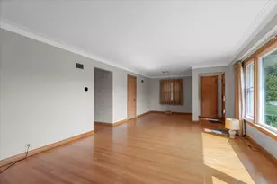 5408 Harvard Terrace, Skokie, IL 60077 - Photo 4