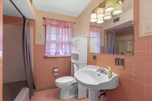 5408 Harvard Terrace, Skokie, IL 60077 - Photo 12