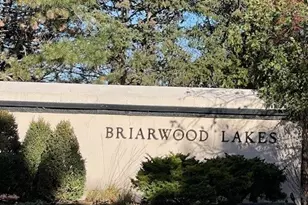 211 Briarwood Pass, Oak Brook, IL 60523 - Photo 2