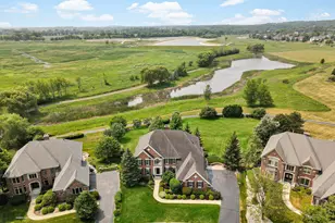 3N651 James Fenimore Cooper Ln, Saint Charles, IL 60175 - Photo 4