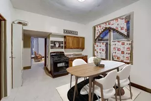 2326 S Sacramento Ave, Chicago, IL 60623 - Photo 6