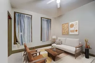 2326 S Sacramento Ave, Chicago, IL 60623 - Photo 2