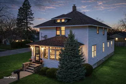 607 W Burbank Street, Harvard, IL 60033 - Photo 2