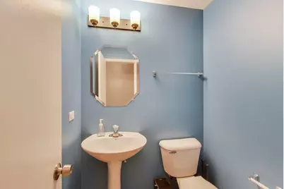 676 S Jade Lane #676, Round Lake, IL 60073 - Photo 12