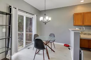 676 S Jade Ln, Round Lake, IL 60073 - Photo 8