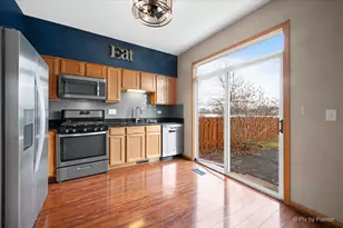 2571 Ross St, Hampshire, IL 60140 - Photo 8