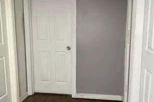 [Address not provided], Hoffman Estates, IL 60169 - Photo 4