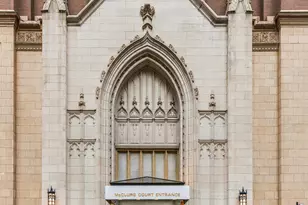 680 N Lake Shore Dr, Chicago, IL 60611 - Photo 2