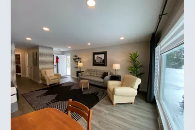 221 Nordica Avenue, Glenview, IL 60025 - Photo 4