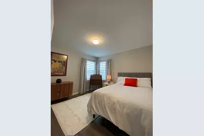 221 Nordica Avenue, Glenview, IL 60025 - Photo 10