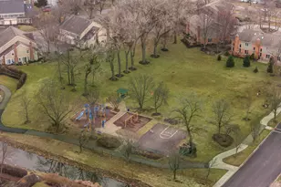 204 Cold Spring Ct, Palatine, IL 60067 - Photo 24