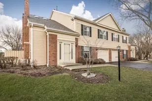 204 Cold Spring Ct, Palatine, IL 60067 - Photo 2