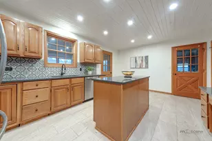 26585 N Pheasant Ct, Wauconda, IL 60084 - Photo 14