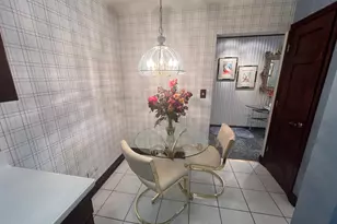 500 Thames Pkwy, Park Ridge, IL 60068 - Photo 10