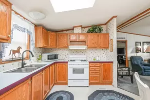 1151 Ash Ct, Manteno, IL 60950 - Photo 12