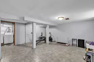 3521 S 57th Ave, Cicero, IL 60804 - Photo 18