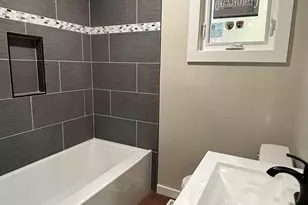 706 John St, Rockford, IL 61103 - Photo 8