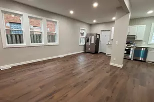 706 John St, Rockford, IL 61103 - Photo 6