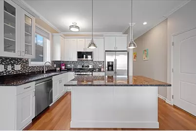 1628 N Bosworth Avenue #2, Chicago, IL 60642 - Photo 2