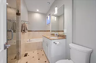 1628 N Bosworth Ave, Chicago, IL 60642 - Photo 18