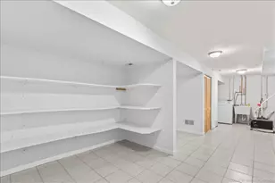 8305 S 85th Ct, Hickory Hills, IL 60457 - Photo 24