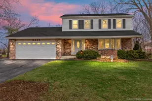 8305 S 85th Ct, Hickory Hills, IL 60457 - Photo 1