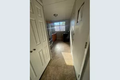 2245 W Farwell Avenue #3B, Chicago, IL 60645 - Photo 4