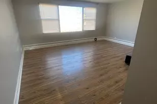 2245 W Farwell Ave, Chicago, IL 60645 - Photo 6