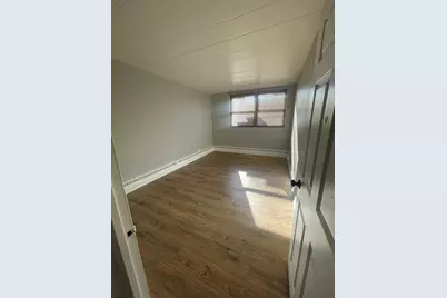 2245 W Farwell Avenue #3B, Chicago, IL 60645 - Photo 10