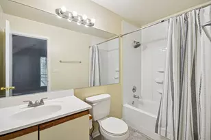 1442 Eagle Ct, Glendale Heights, IL 60139 - Photo 14