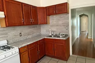 [Address not provided], Chicago, IL 60649 - Photo 4