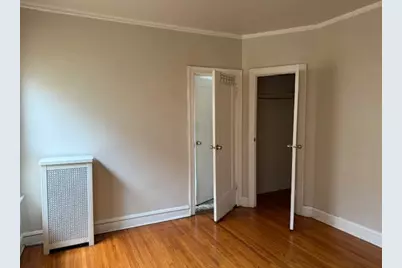 [Address not provided], Chicago, IL 60649 - Photo 8