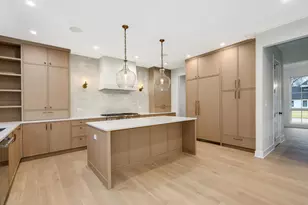 1735 Longvalley Rd, Glenview, IL 60025 - Photo 4