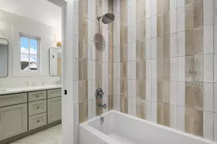 1735 Longvalley Rd, Glenview, IL 60025 - Photo 18