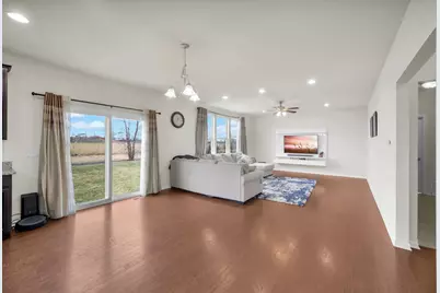 4255 Fraser Circle, Naperville, IL 60564 - Photo 14