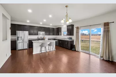 4255 Fraser Circle, Naperville, IL 60564 - Photo 8