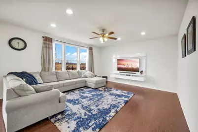 4255 Fraser Circle, Naperville, IL 60564 - Photo 6