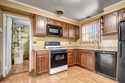 273 Mohawk Street, Park Forest, IL 60466 - Photo 6