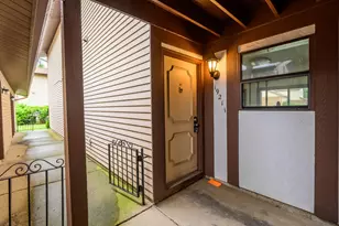 19211 Elm Dr, Country Club Hills, IL 60478 - Photo 2