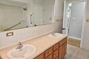 15251 Colina Ave, Oak Forest, IL 60452 - Photo 14