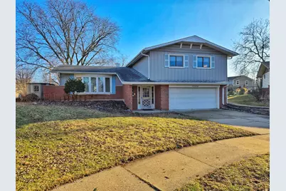 15251 Colina Avenue, Oak Forest, IL 60452 - Photo 2