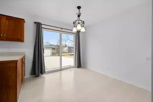 513 S Princeton Ave, Itasca, IL 60143 - Photo 10