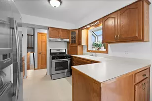 513 S Princeton Ave, Itasca, IL 60143 - Photo 6