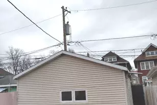 3021 W 38th St, Chicago, IL 60632 - Photo 30