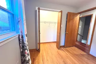 3021 W 38th St, Chicago, IL 60632 - Photo 16