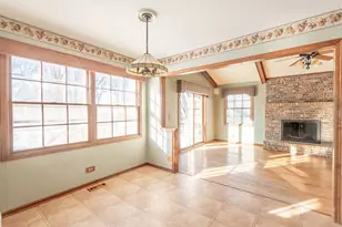 839 Mt Vernon Ct, Naperville, IL 60563 - Photo 8