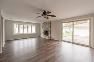 5620 W 99th St, Oak Lawn, IL 60453 - Photo 6