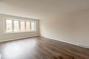 5620 W 99th St, Oak Lawn, IL 60453 - Photo 1
